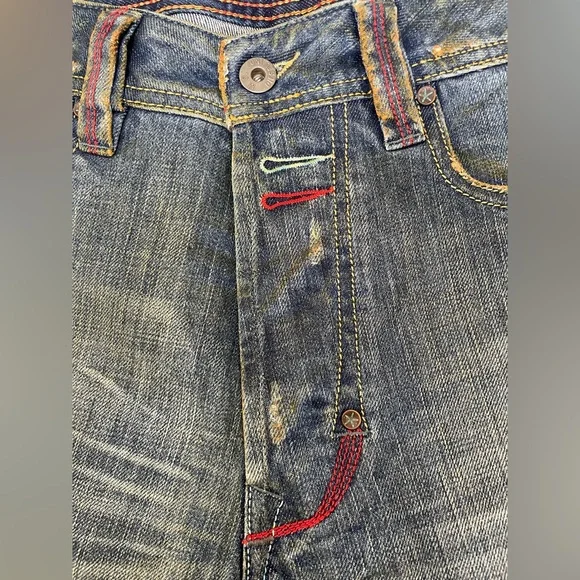 NEW AUTHENTIC DIESEL MENS SIZE 30x32 CLASSIC BUMICS DENIM STRAIGHT LEG JEANS